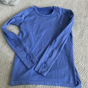 Lululemon long sleeve shirt
